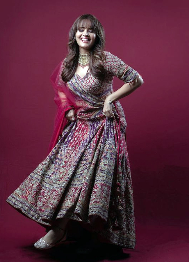 Anasuya_20Diwali_20look_20_2810_29.jpg 9