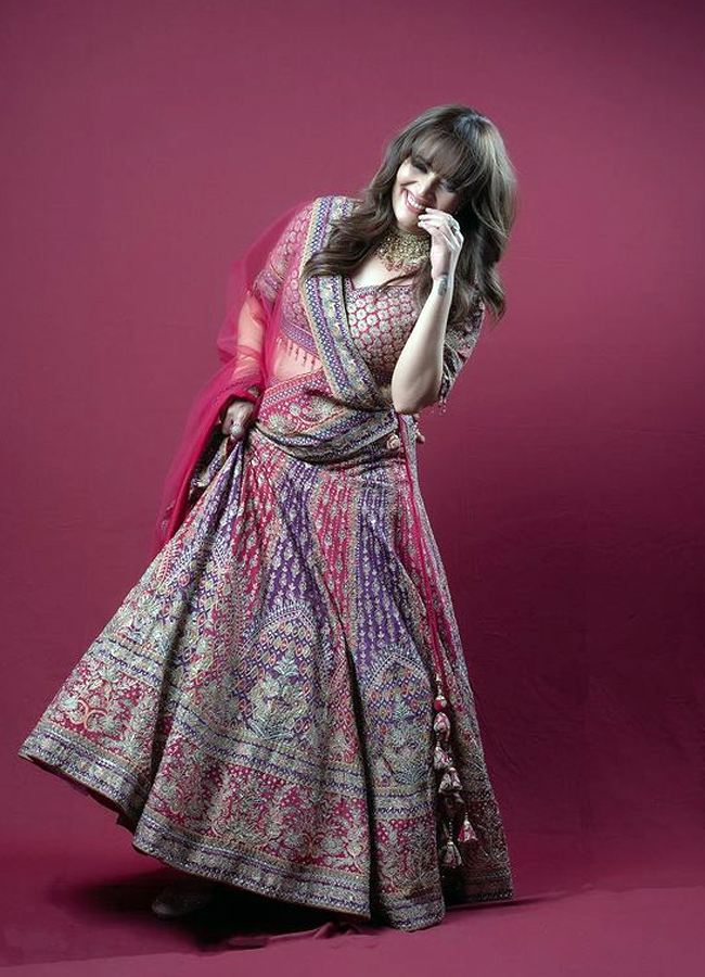 Anasuya_20Diwali_20look_20_2811_29.jpg 10