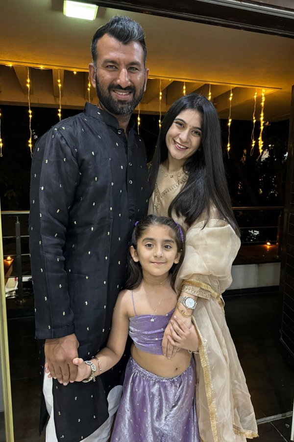 Cricketers-Diwali-Celebration-7.jpg 7