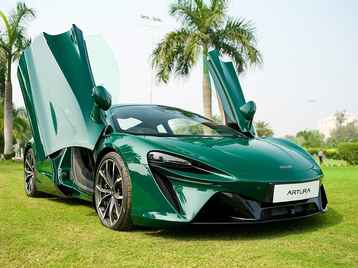 McLaren_20car05.jpg 4
