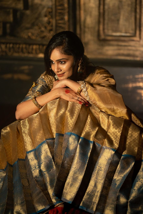 Tejaswini-Gowda-1.jpg 2
