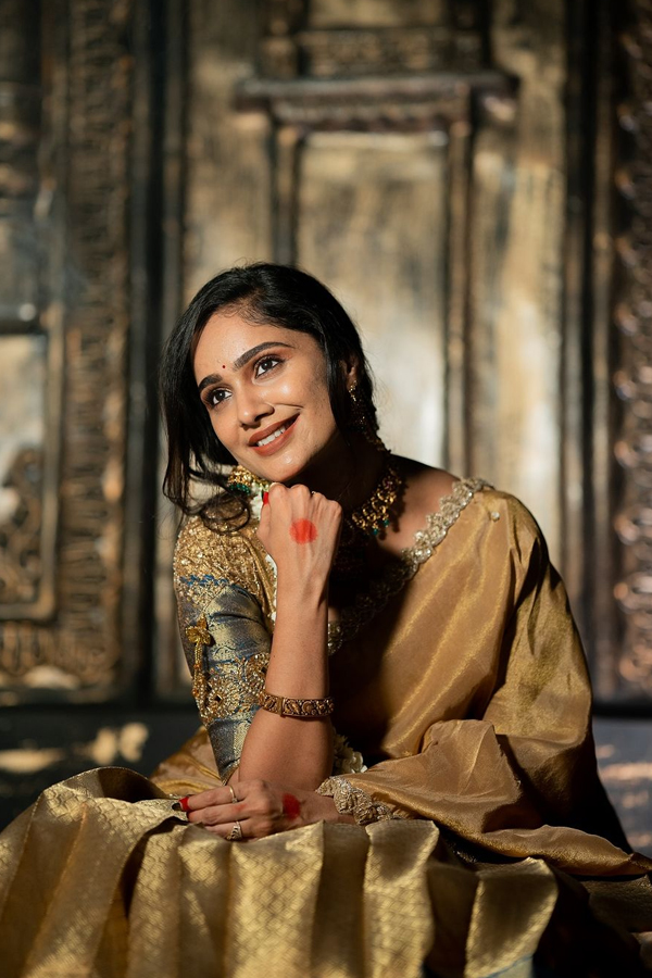 Tejaswini-Gowda-19.jpg 20
