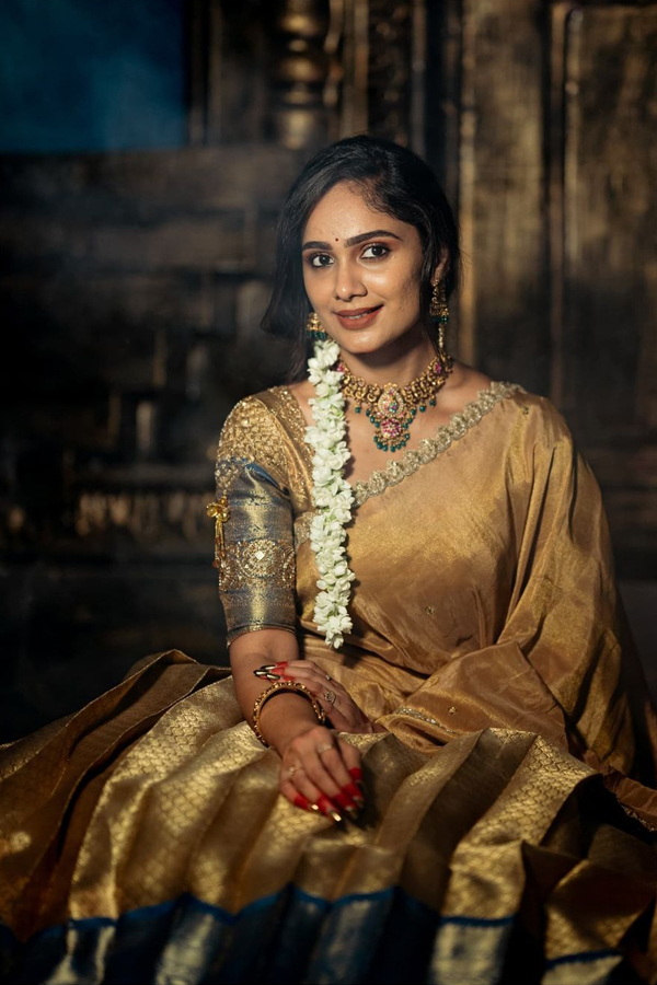 Tejaswini-Gowda-6.jpg 7