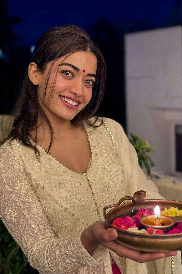 Tollywood-Celebrities_Diwali-2024-19.jpg 20