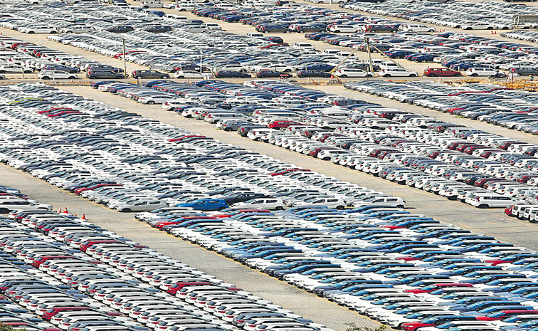 AUTO-SALES-123.jpg