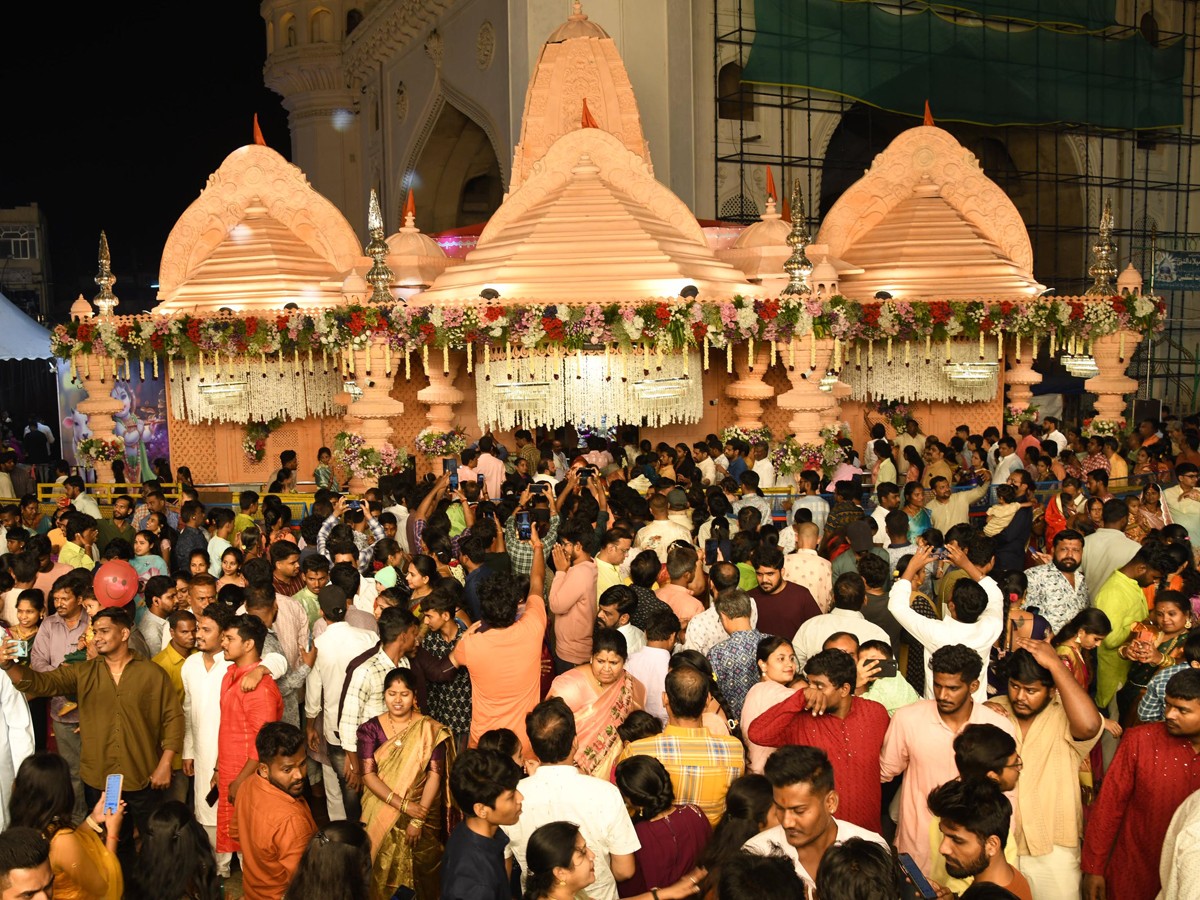 Charminar-Bhagyalakshmi-Temple-1.jpg 2