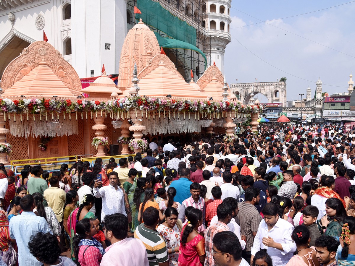 Charminar-Bhagyalakshmi-Temple-6.jpg 7