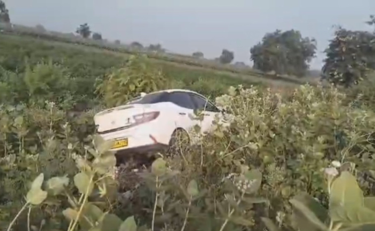 Kurnool-Car-Auto-Accident.jpg