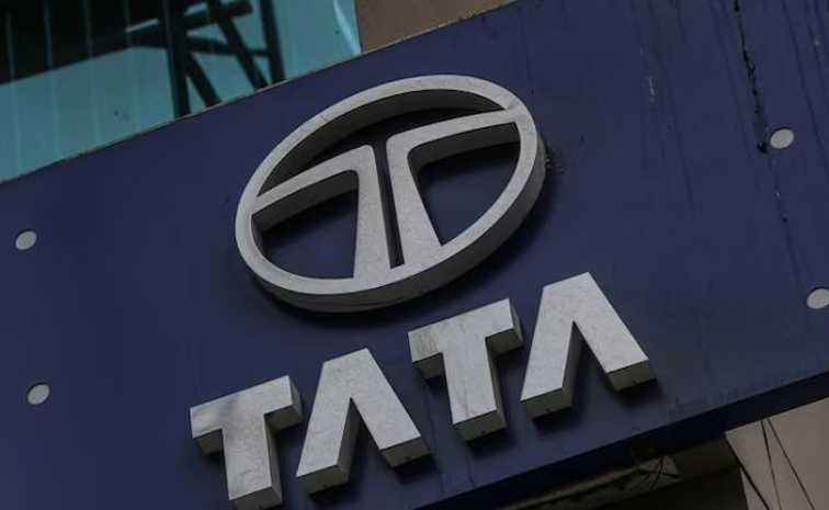 tata01.jpg