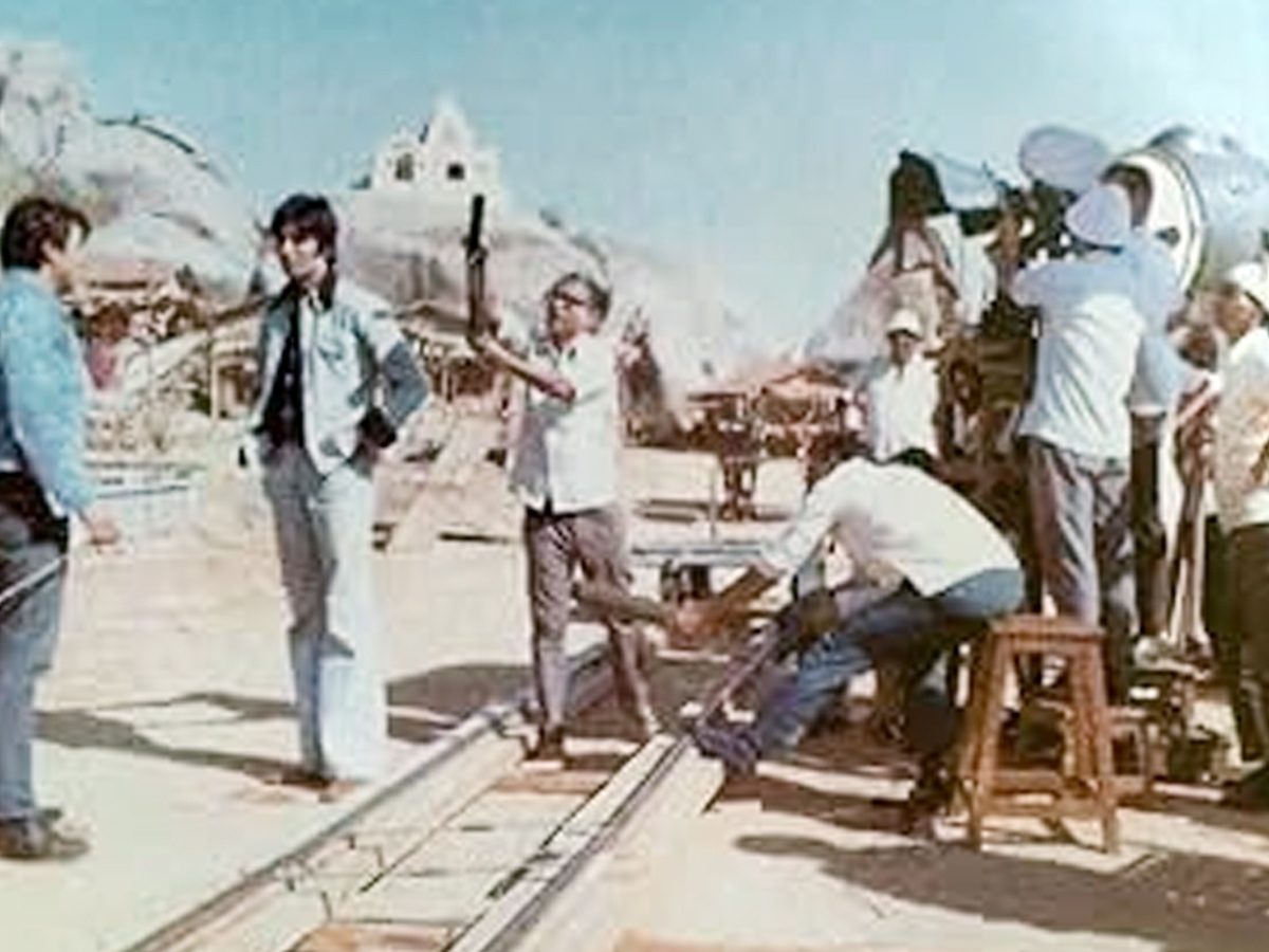 Sholay_20movie_20rare_20pics1_20_2818_29.jpg 14