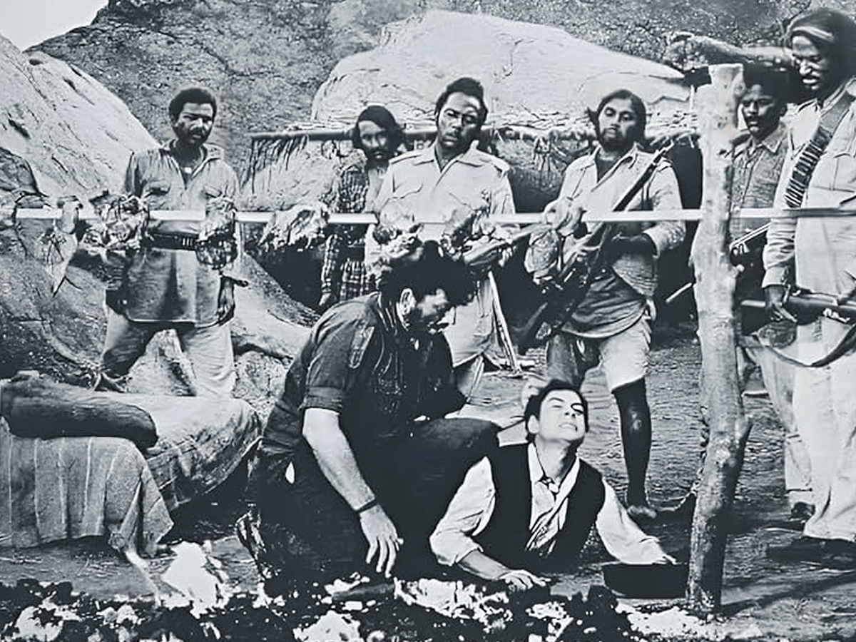 Sholay_20movie_20rare_20pics1_20_284_29.jpg 9