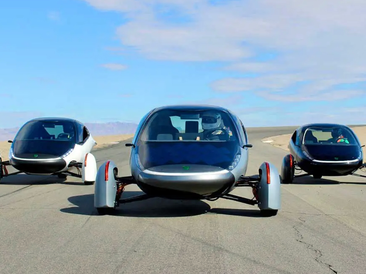 Aptera_20solar-powered_20car13.jpg 14