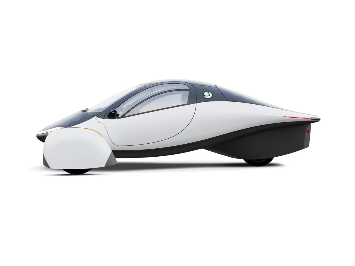 Aptera_20solar-powered_20car6.jpg 7