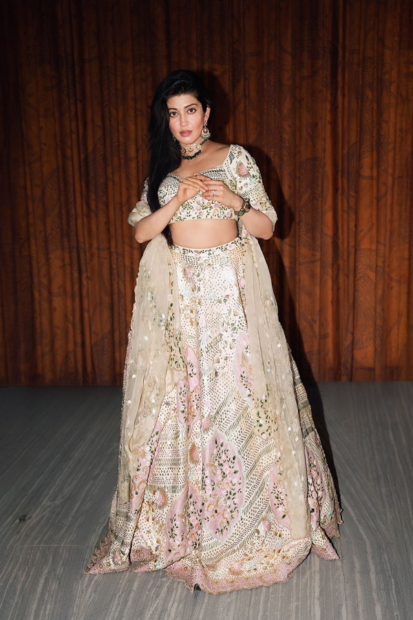 Pranita-Subhash-6.jpg 7