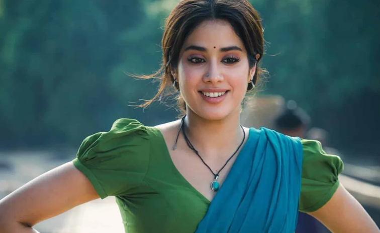 janvi-kapoor-eeram.jpg