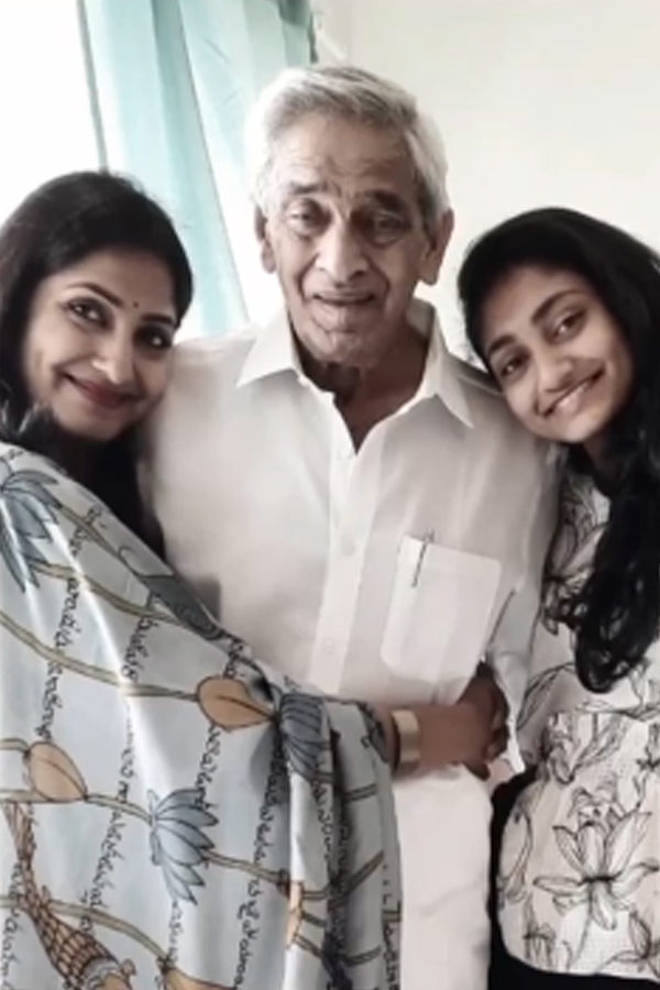 Anchor_Jhansi-Daughter-3.jpg 4