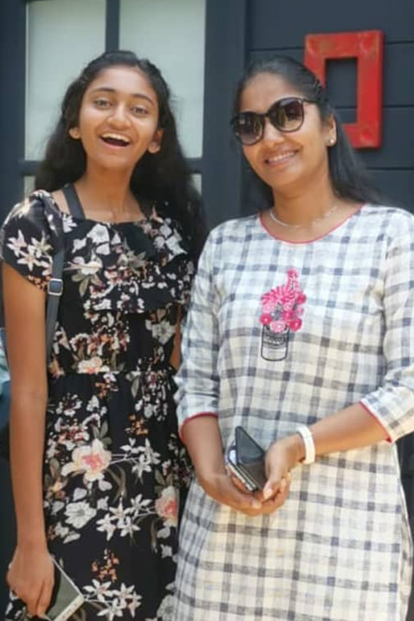 Anchor_Jhansi-Daughter-7.jpg 8