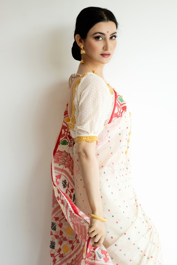 Fashion_20icon-ShaliniPassii-9.jpg 11