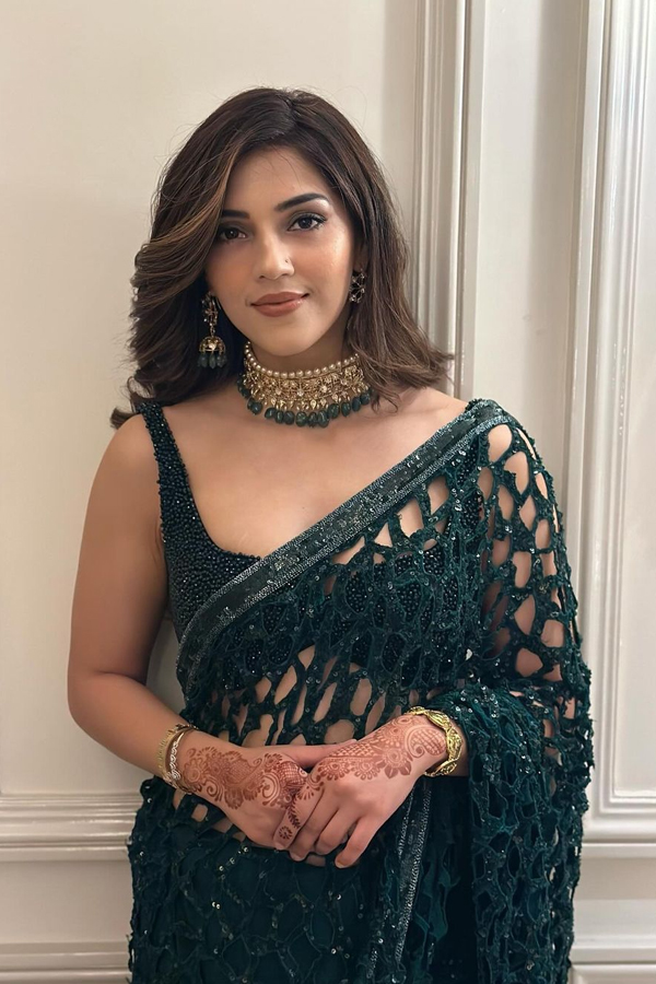 Mehreen-Pirzada-9.jpg 10