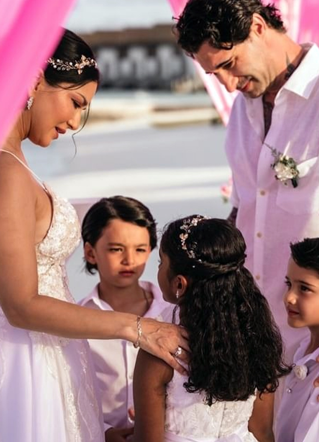 Sunnyleone_20marriage_20photos2.jpg 3
