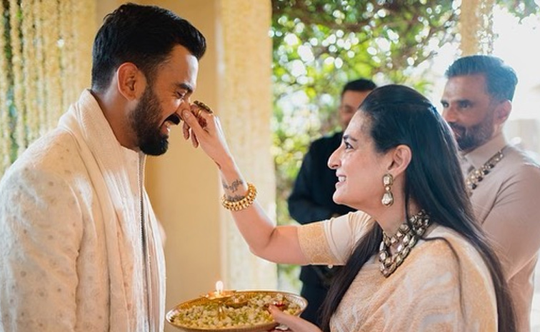 Team_20India_20Crickter_20Kl_20Rahul_20Shared_20Birth_20Wishes_20To_20Wife_20Athiya_20Shetty_20On_20Social_20Media_20_281_29.jpg 2