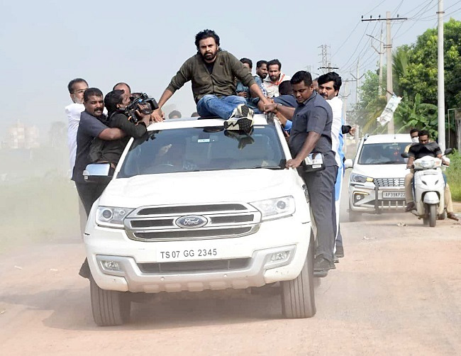 pawankalyan1.jpg