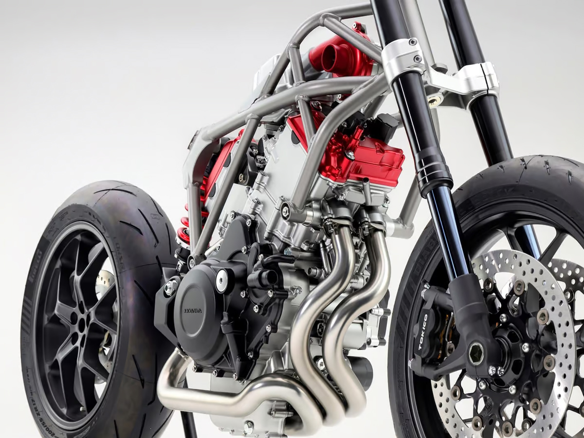 Honda_20dropped_20V3_204.jpg 5