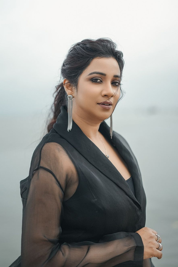 Shreya-Ghoshal-4.jpg 5