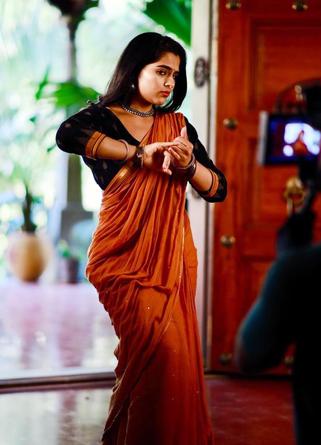Balagam_20Heroine_20stills6.jpg 7