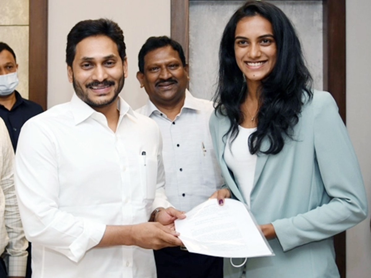 PV_20Sindu_20New_20Academy7_0.jpg 7
