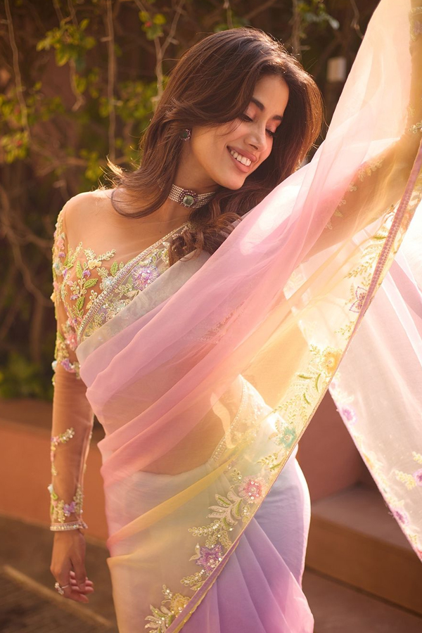 Janhvi-Kapoor-1.jpg 2