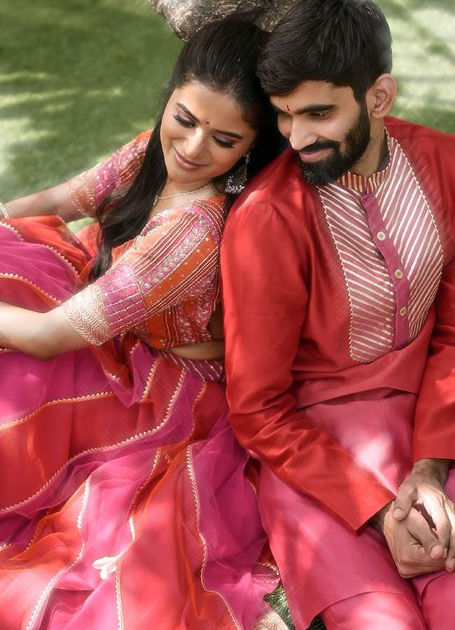 RGV_20Niece_20marriage3.jpg 4