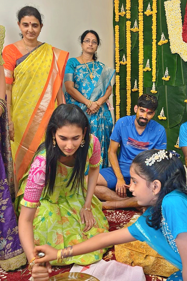 Kidambi_20Srikanth_20Shravya_20Varma_20Pre_20Wedding_20Rashmika_20Attends_20Sangeet_20Pics_20Viral_20_2811_29_0.jpg 16