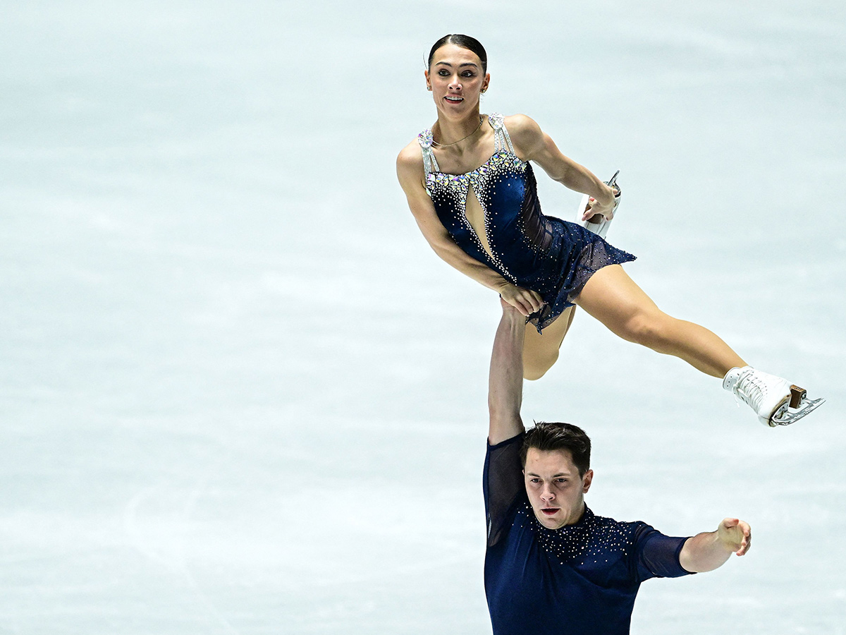 Tokyo_20ISU_20Grand_20Prix_20of_20Figure_20Skating_202024__20_2811_29.jpg 11