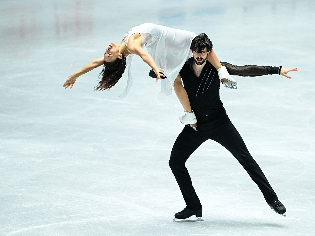 Tokyo_20ISU_20Grand_20Prix_20of_20Figure_20Skating_202024__20_2829_29.jpg 29