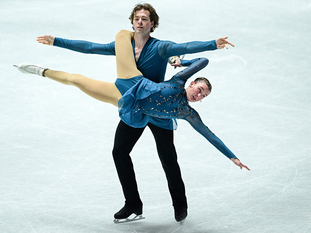 Tokyo_20ISU_20Grand_20Prix_20of_20Figure_20Skating_202024__20_283_29.jpg 3