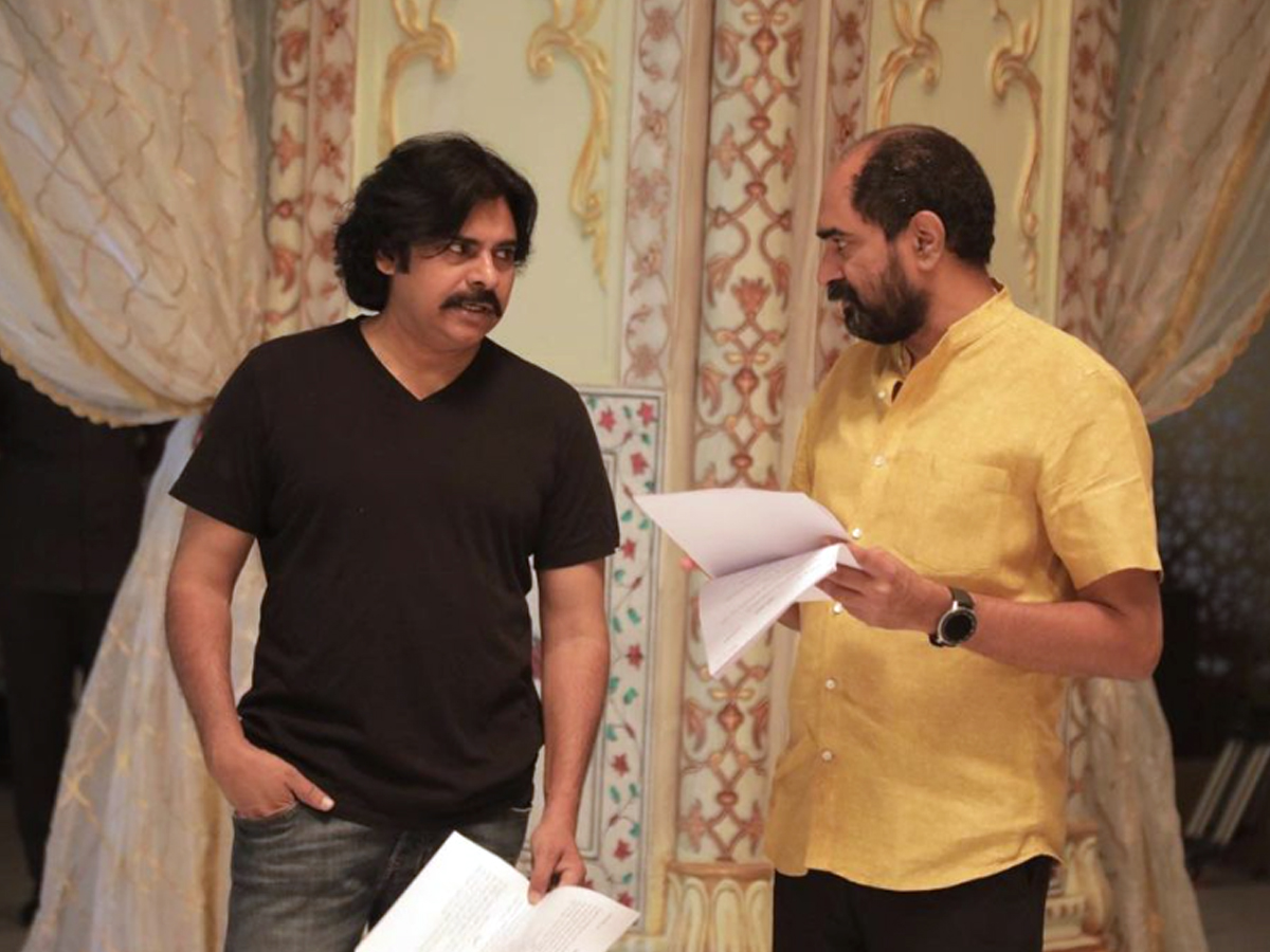 Director_20Krish_202nd_20marriage6.jpg 7