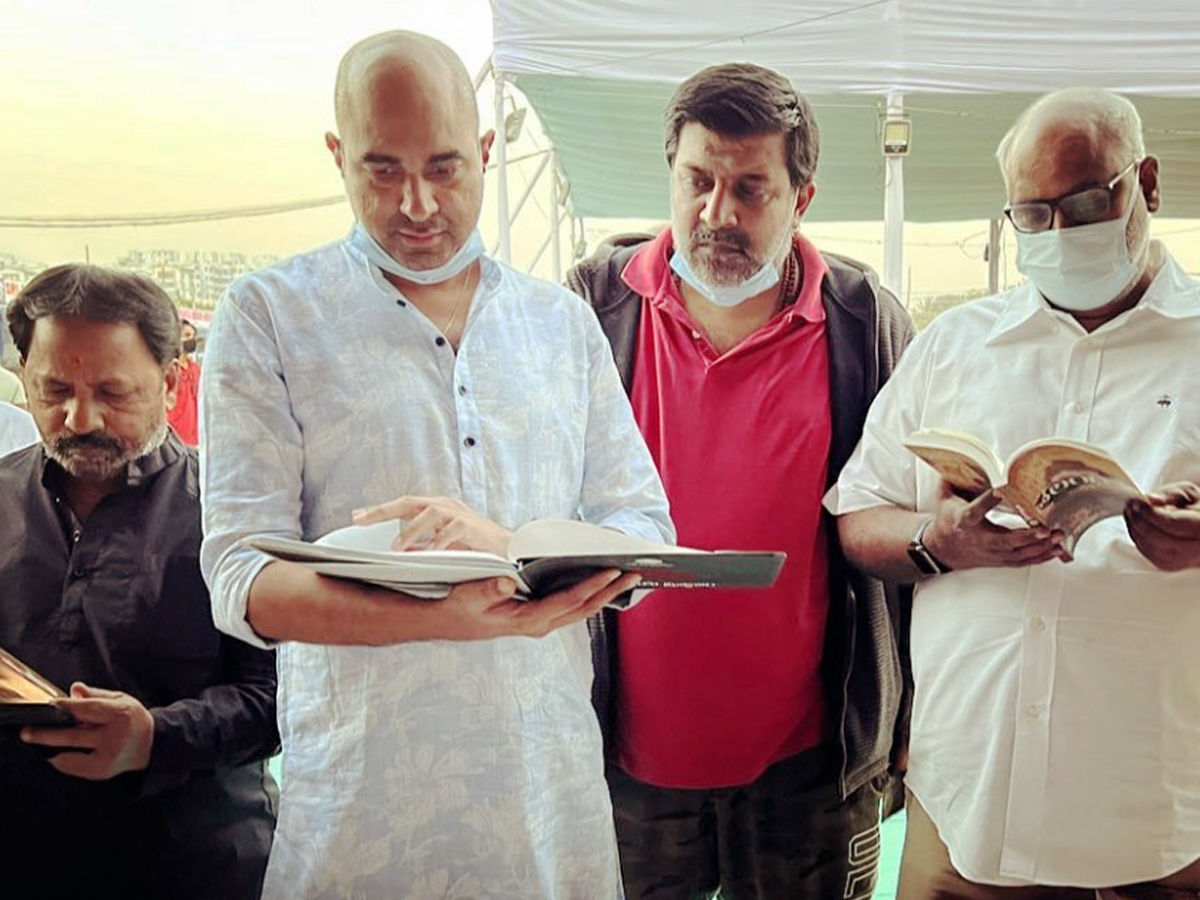 Director_20Krish_202nd_20marriage7.jpg 8