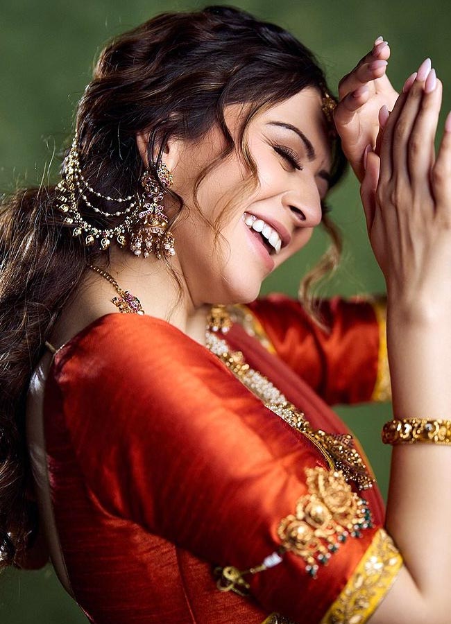 Hansika_20photos10.jpg 11