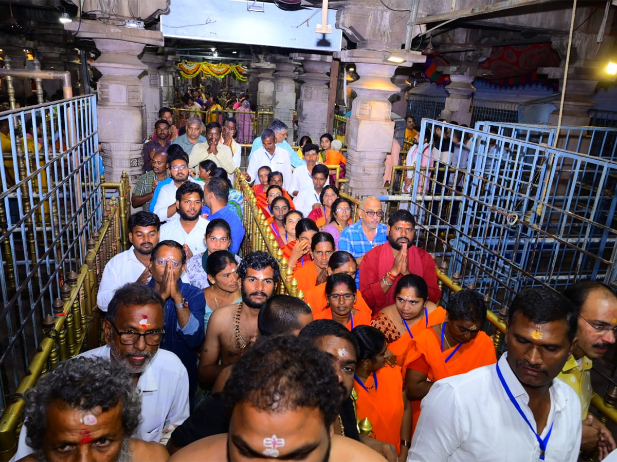 Karthika_20Masam_202024_20at_20Srisailam_20Temple_2.jpg 2