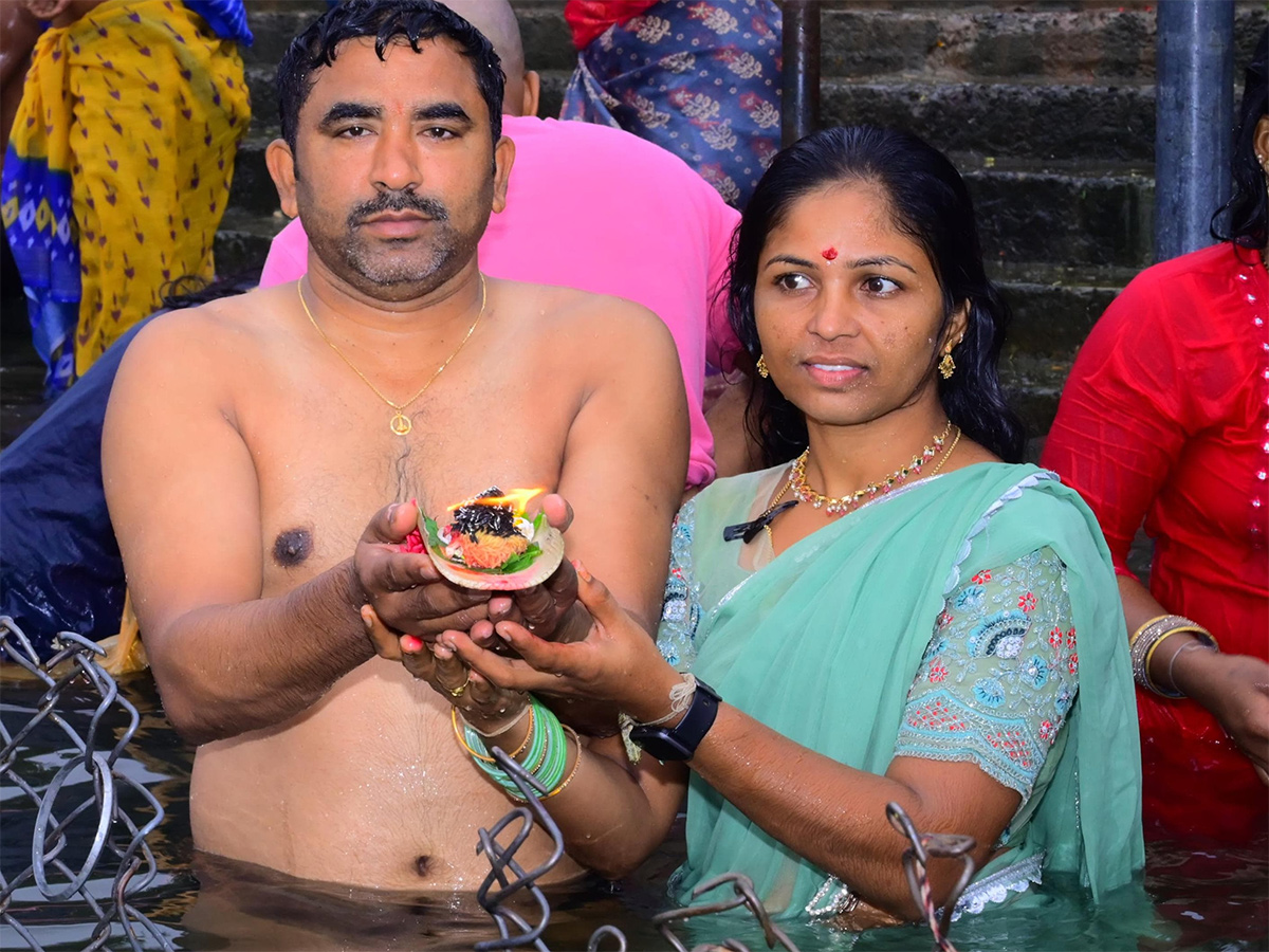 Karthika_20Masam_202024_20at_20Srisailam_20Temple_7.jpg 7