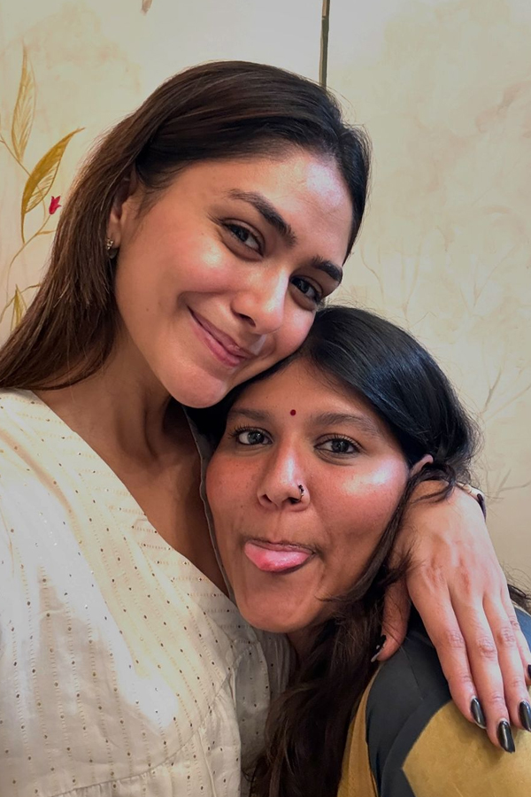 Mrunal-Thakur-8.jpg 9