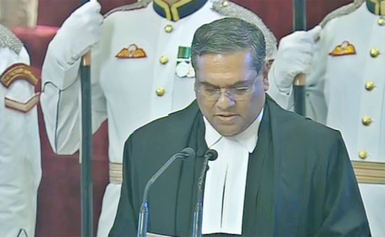 sanjeev-khanna.jpg