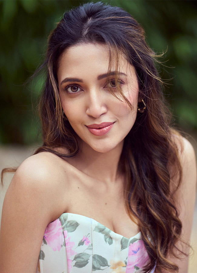Actress_20Neha_20Shetty_20Hot_20Photos_20Viral_20.jpg 20