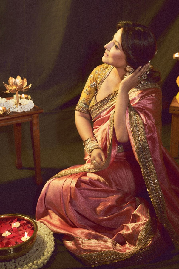 Hina-Khan-3.jpg 4