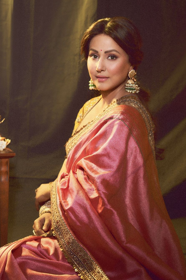 Hina-Khan-5.jpg 6