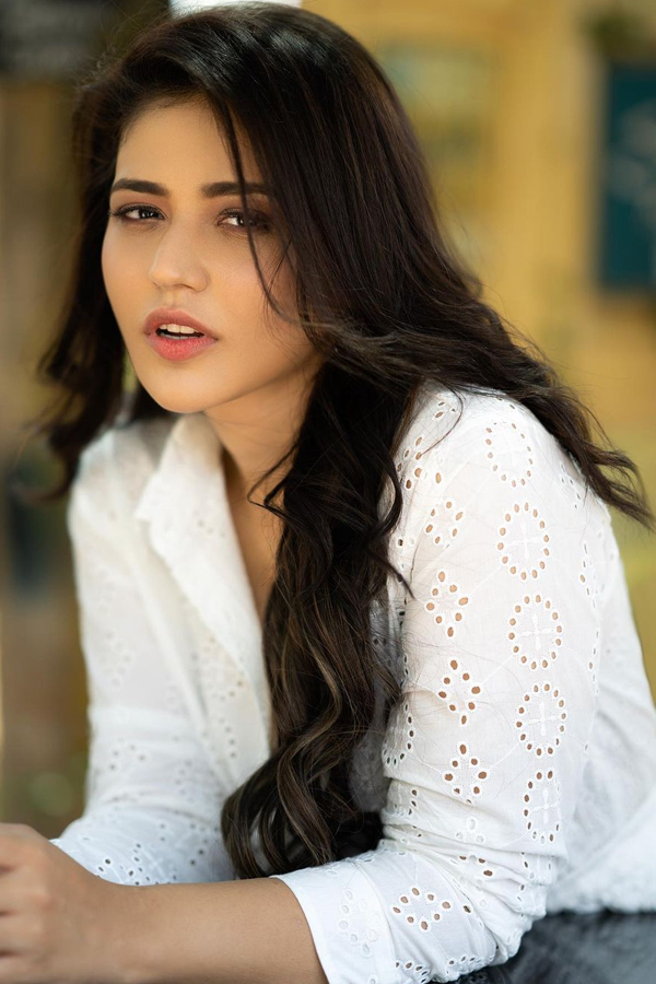 Priyanka-Jawalkar-15.jpg 16