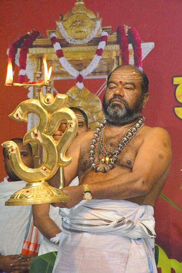 karthika_20masam_20celebrations_20in_20srisailam_20temple_27.jpg 20
