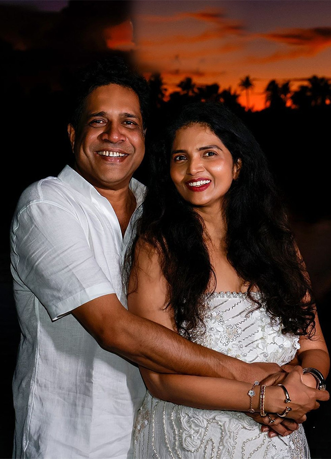Anil_20Kumar_20Chalamalasetty_2050th_20birthday_20celebration_20at_20Maldives_20viral_20photos_11.jpg 11