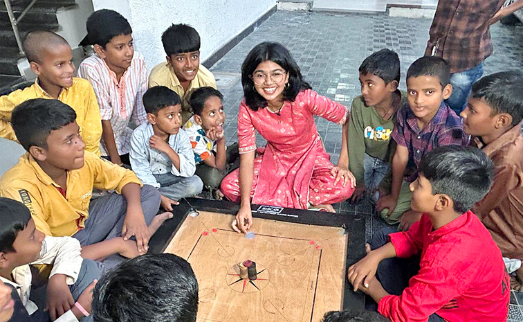Director-Sukumar-daughter.jpg